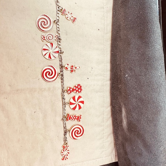 Handcrafted Candy Cane Peppermint Charm Bracelet Holiday Enamel Red White Gold - Picture 5 of 8